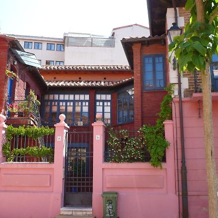 El 8 De Serranos - 1º - Casa Con Garaje León Buitenkant foto